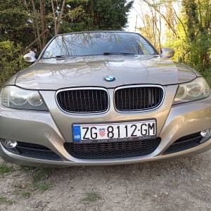 BMW E 90 2011g 318D