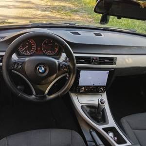 BMW E 90 2011g 318D