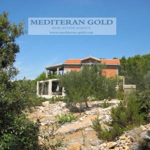 Brač, Milna samostojeća kuća, pogled