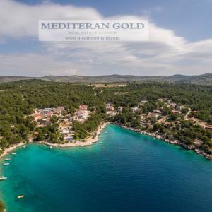 Brač, Milna samostojeća kuća, pogled