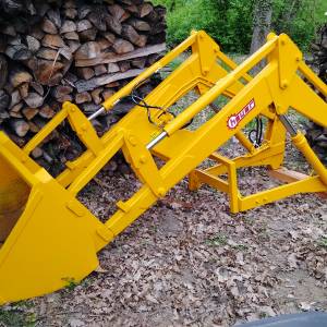 Čelni UTOVARIVAČ HAUER