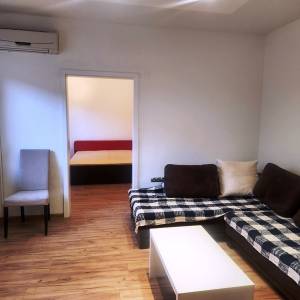 Dvosoban dvorišni stan – 68 m² – 150 m od centra Osijeka