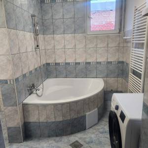 Dvosoban dvorišni stan – 68 m² – 150 m od centra Osijeka