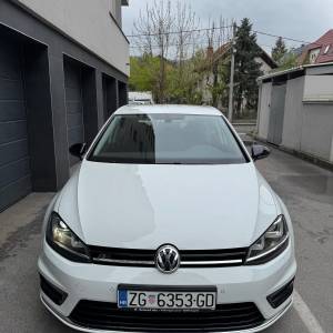 GOLF VII 2.0TDI DSG R-line //91tkm//prvi vlasnik//HR auto//odličan//