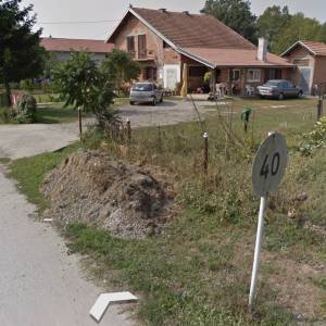 Građevinsko-poljoprivredno zemljište 18000m2 sa kučom