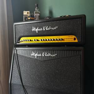 Hughes & Kettner pojačalo 100w i box 4x12