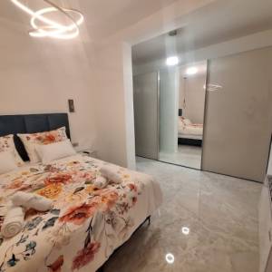 IZNAJMLJUJE SE LUKSUZNI STAN U ZAGREBU ( BIJENIK )