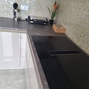 IZNAJMLJUJE SE LUKSUZNI STAN U ZAGREBU ( BIJENIK )