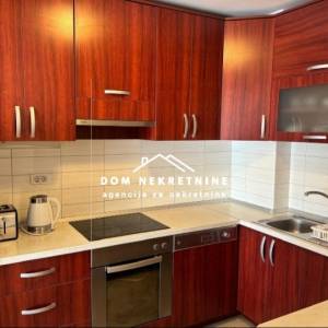 IZNAJMLJUJE SE STAN U MAKARSKOJ