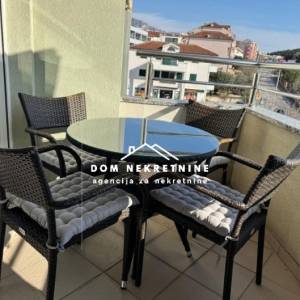 IZNAJMLJUJE SE STAN U MAKARSKOJ