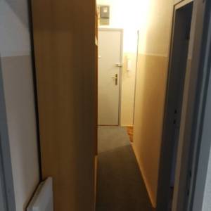 IZNAJMLJUJE SE STAN U OSIJEKU ( JUG 2 )