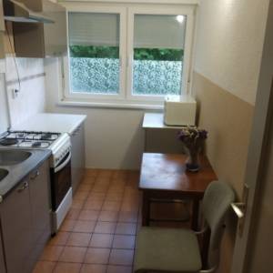 IZNAJMLJUJE SE STAN U OSIJEKU ( JUG 2 )