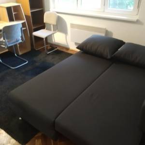 IZNAJMLJUJE SE STAN U OSIJEKU ( JUG 2 )