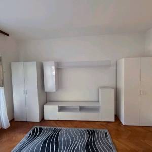 IZNAJMLJUJE SE STAN U OSIJEKU