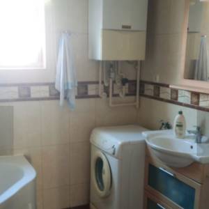 IZNAJMLJUJE SE STAN U ZAGREBU NA GORNJEM BUKOVCU