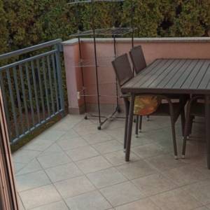 IZNAJMLJUJE SE STAN U ZAGREBU NA GORNJEM BUKOVCU