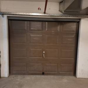 Iznajmljujem garažu / skladište na Trešnjevci