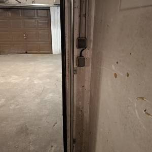 Iznajmljujem garažu / skladište na Trešnjevci