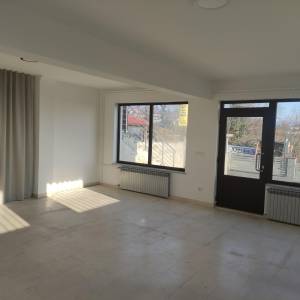 Iznajmljujemo Poslovni prostor, površine 80 m2, Maksimir, Remete 125