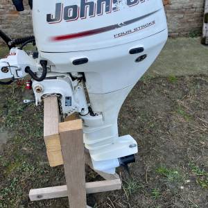 Johnson 15ks 4-takta duga noga