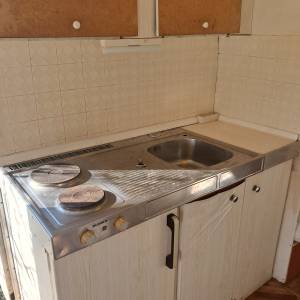 Kamp prikolica za voćnjak ili vrt