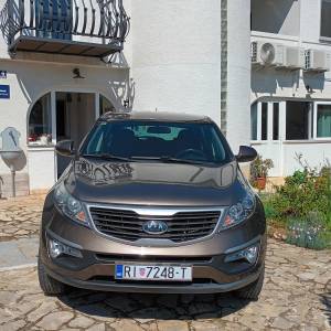 KIA Sportage 1.7 CRDi, 2011.g., 188 tkm – uredan, servisiran