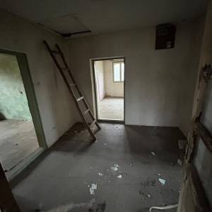 Kuća na prodaju sa voćnjakom, poljoprivrednim zemljištem i šumom