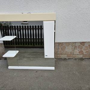 KUPAONSKO OGLEDALO SA SVJETLOM