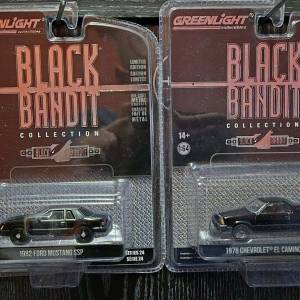 Lot od 20 modela autica