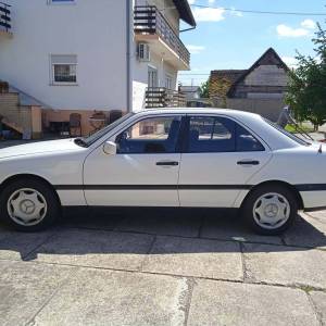 Mercedes C 180