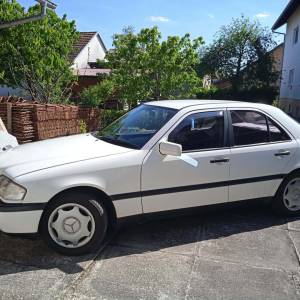 Mercedes C 180