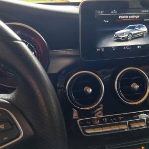 Mercedes C220D, AVANGARDE, Burmester, 8xALU, krovni nosači,reg.10/2026