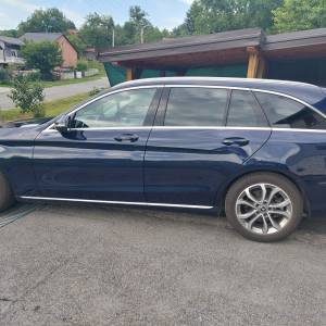 Mercedes C220D, AVANGARDE, Burmester, 8xALU, krovni nosači,reg.10/2026