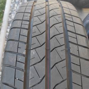 NOVE gume Bridgestone Duravis 215/60R17 C