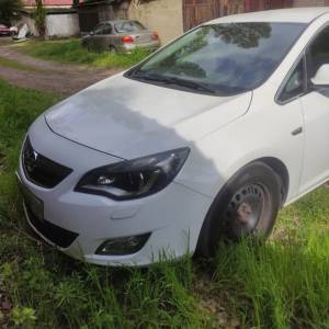 Opel Astra J Turbo sport (132kw)+ LPG