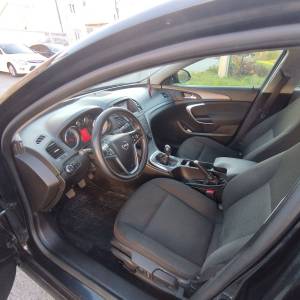 Opel insignia 2.0/ 2013.g