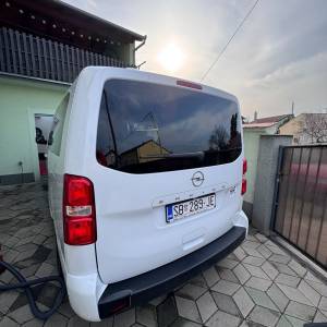 **Opel Zafira Life**