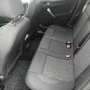 Peugeot 2008   1.6 Blue  Hdi  Stayle