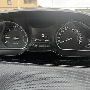 Peugeot 2008   1.6 Blue  Hdi  Stayle