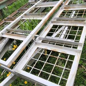 Prikolica za prijevoz pčela