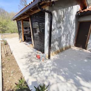 Prodaja zemljišta 1100 kvadrata