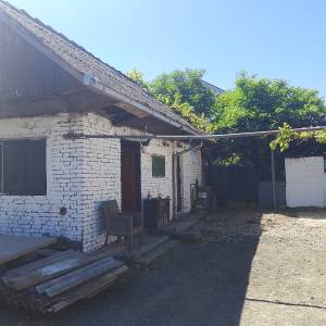 Prodajem Kucu