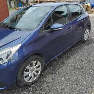 Prodajem pegot 208 1,2 Active