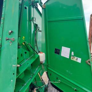 Rolo balirka John Deere 592