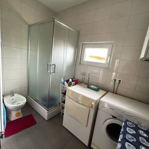 Sesvete - Stan u kući - prizemlje - 104 m2 + vrt + garaža!