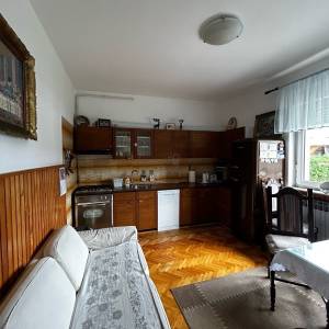 Sesvete - Stan u kući - prizemlje - 104 m2 + vrt + garaža!