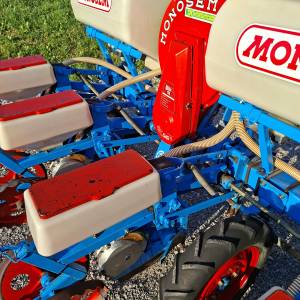 Sijačica za kukuruz MONOSEM PNU