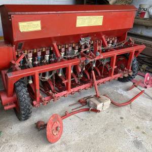 Sijačica za pšenicu i žito IMT 15 redova