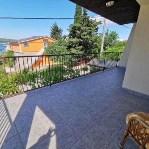 SNIŽENO! Gornji Karin kod Zadra – Samostojeća kuća s dva stana 100 m2!