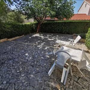 SNIŽENO! Gornji Karin kod Zadra – Samostojeća kuća s dva stana 100 m2!